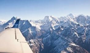 Private airlines vie to attract tourists for mountain flights