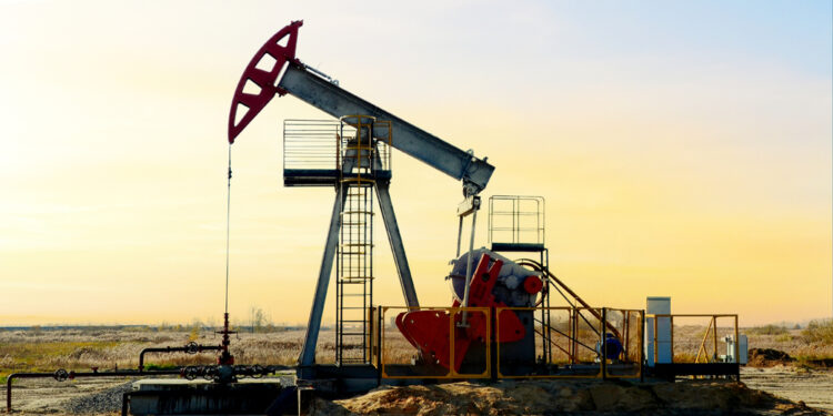 Petroleum drilling faces snag as machine snaps against hard rock